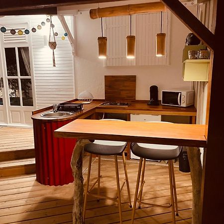 Les Coulirooms - Suite Avec Jacuzzi Et Grande Terrasse Сент-Анн Екстер'єр фото