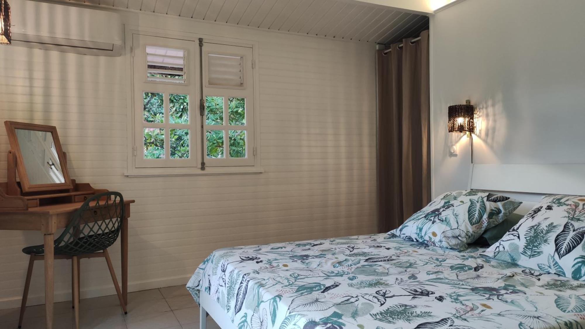 Les Coulirooms - Suite Avec Jacuzzi Et Grande Terrasse Сент-Анн Екстер'єр фото